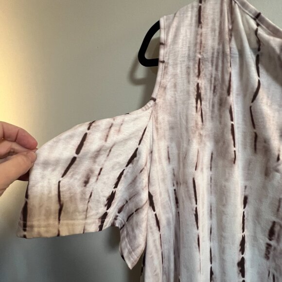 Kancystore Tie-Dye Cold Shoulder Swing Dress 4X - Picture 4 of 5